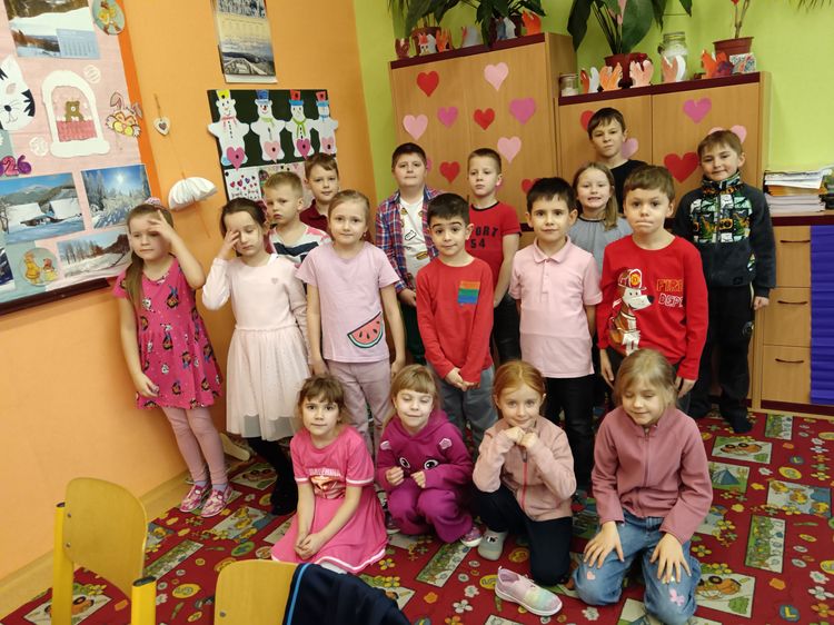 VALENTINE'S DAY - 1.TŘÍDA - cover