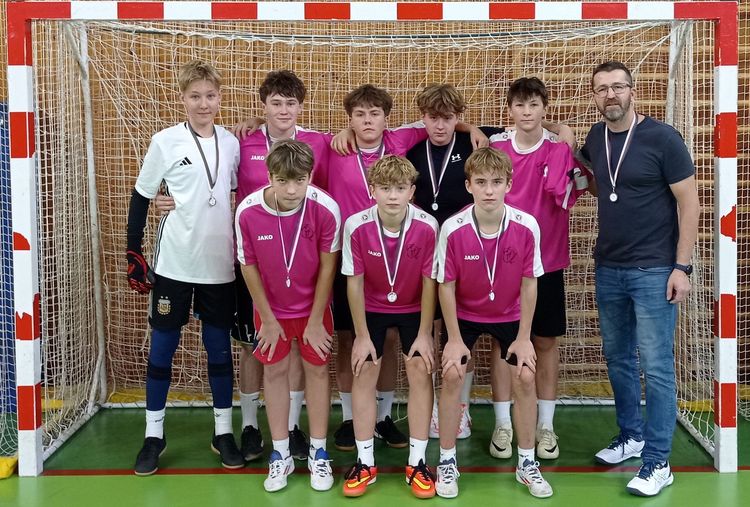 Okresní kolo halové kopané - cover