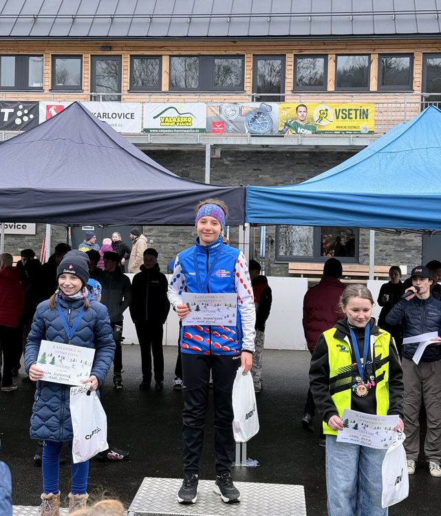 Závody v běžeckém lyžování: zlato pro naši školu - cover