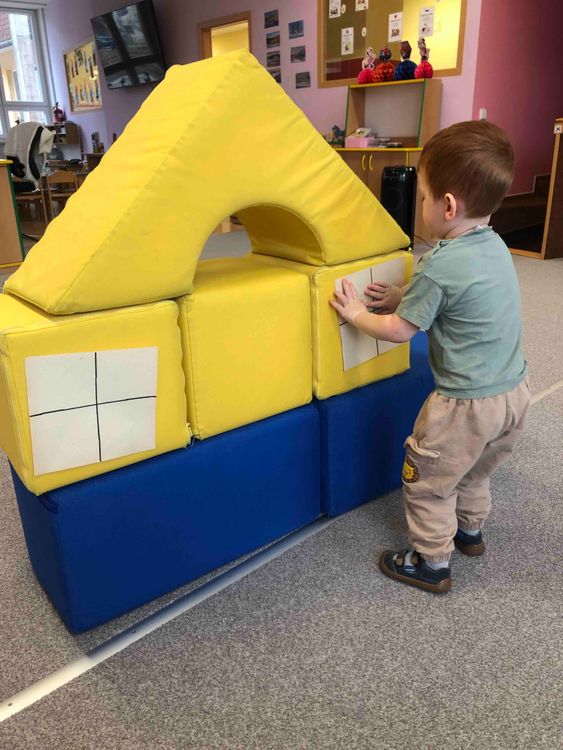 Kdo, co dělá - Včeličky - cover